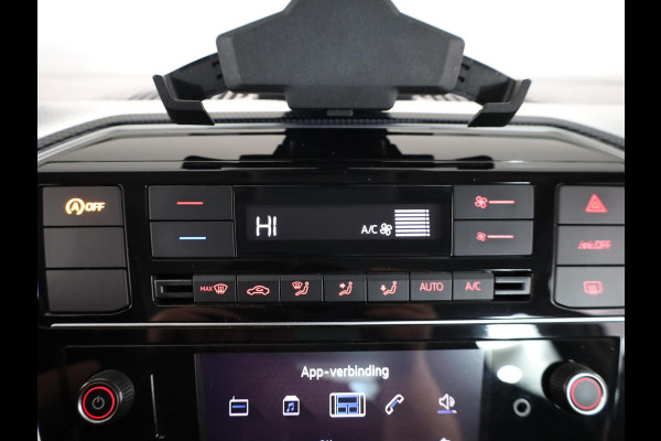 Volkswagen up! 1.0 Clima| Camera|  | Parkeersensoren achter|  Cruise control| |Verlengde garantie| Navigatie via App