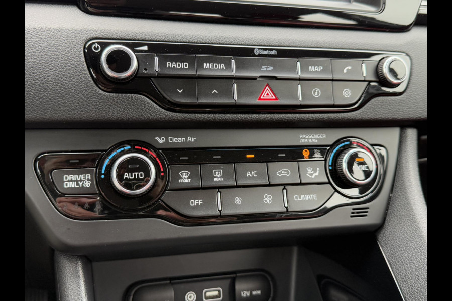 Kia Niro 1.6 GDi Hybrid First Edition Navi,Camera,Trekhaak,Stoelverw,Clima,Cruise,PDC,Carplay,Leder,Bluetooth,Elek ramen,LM velgen,N.A.P,APK tot 08-2025