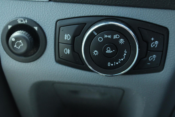 Ford Transit 350 2.0 TDCI L2H3 Trend 170pk Automaat! | Navigatie | Elektrisch verstelbare stoel | Cruise control |  Zuid | 170pk Automaat! | Stahoogte