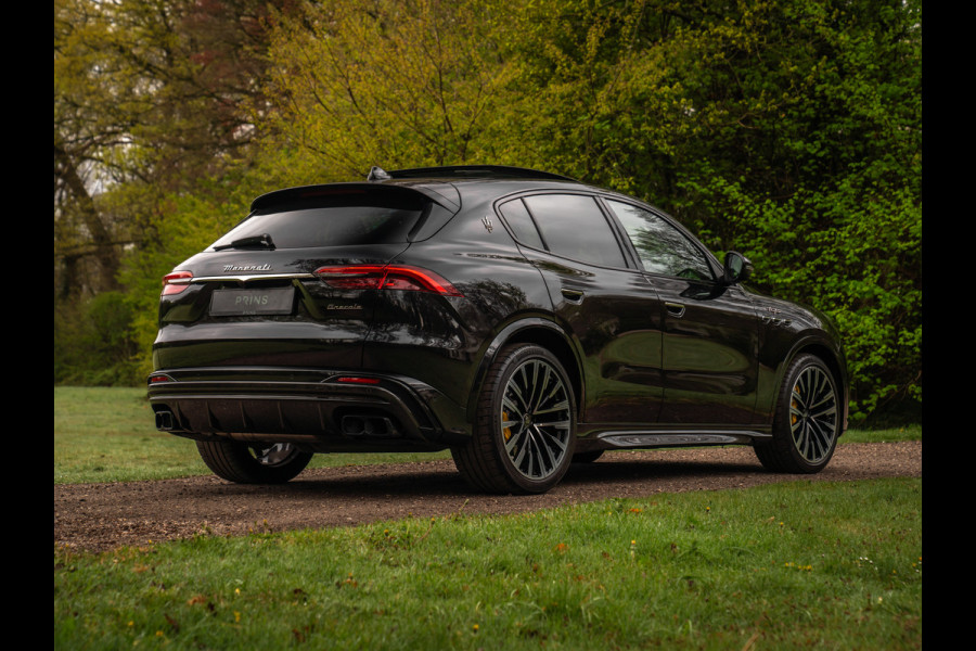 Maserati Grecale 3.0 V6 Trofeo 530pk | Pano-dak | Sonus Faber | Luchtvering | Stoelventilatie | Head-up