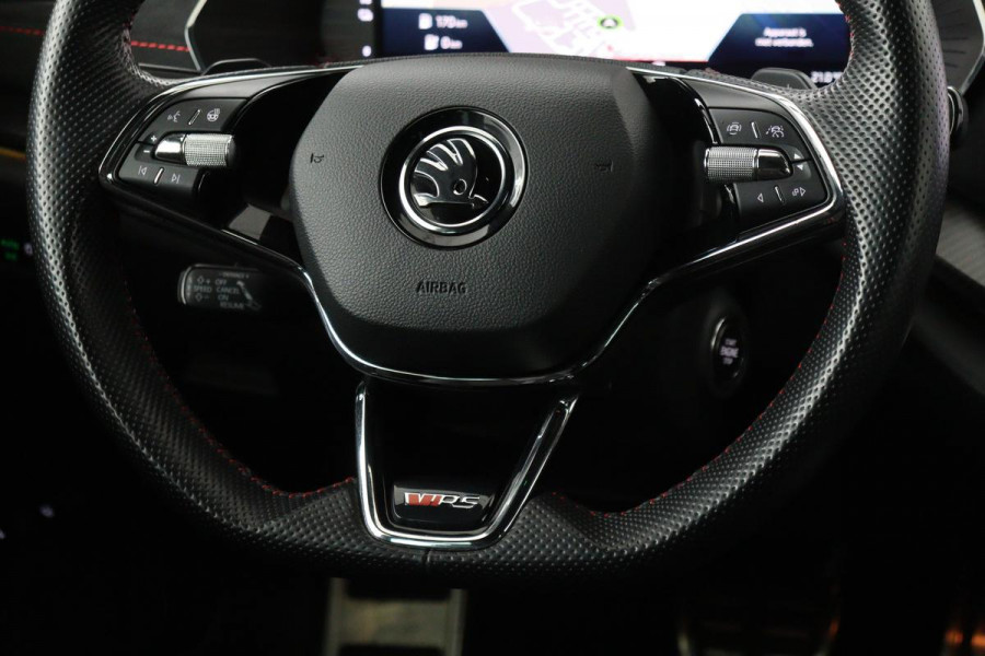 Škoda Octavia 1.4 TSI RS iV PHEV | Head-Up | Stoel & stuurverwarming | Adaptive cruise | Standkachel | Matrix LED | Massage | Alcantara | Camera | Carplay | Memory | Canton Sound | Virtual Cockpit | Side Assist