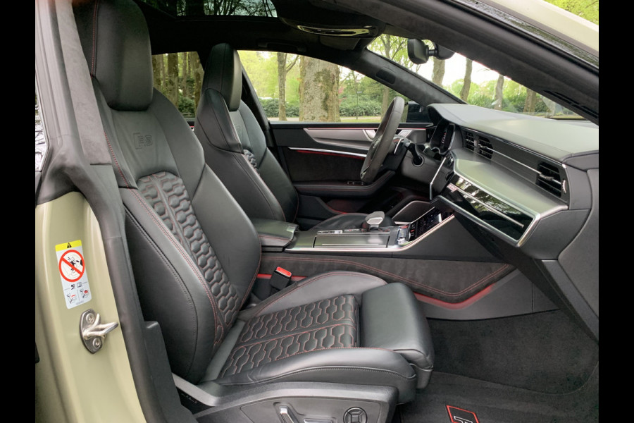 Audi RS7 Sportback A7 V8 Dynamic+ | Keramisch | 22" ABT | 4-Wielbesturing | Stoelvent. | Carbon Pack | Nachtzicht | Alcantara Hemel | B&O 3D High End | 360 Camera | Laser-LED | ACC | Valcona | Klasse-5 | Head-up | Soft-Close | Isolatieglas | Dealer OH | BTW Auto | €100.706,= ex.