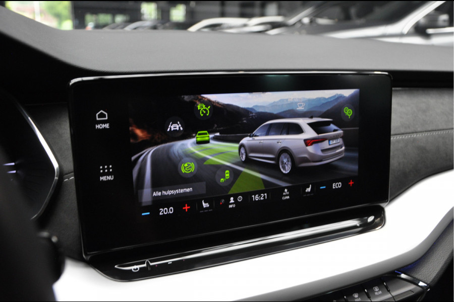Škoda Octavia Combi 1.4 TSI iV PHEV Leder Memory Camera ACC Stuurverwarming Ambient Keyless Virtual Headup