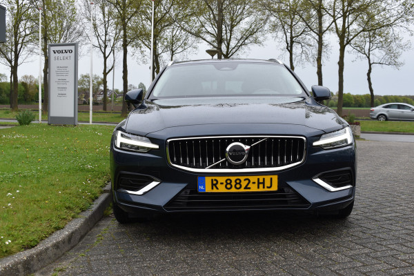 Volvo V60 B3 177PK Automaat Plus Bright | Leder | Stoel/Stuur verwarming | Elektr. stoel | Camera | 18"LMV