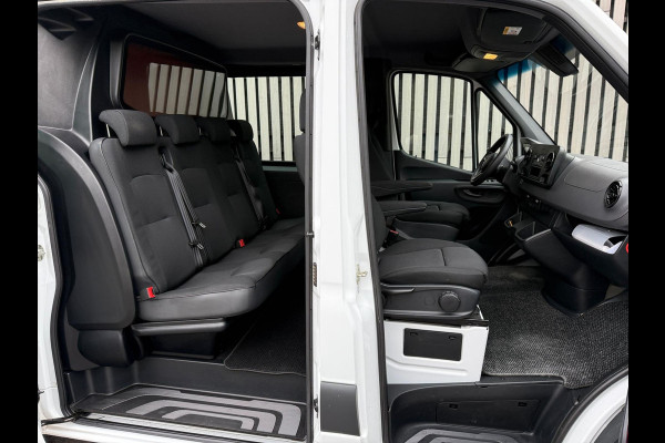 Mercedes-Benz Sprinter Automaat Dubbele Cabine / 6 persoons