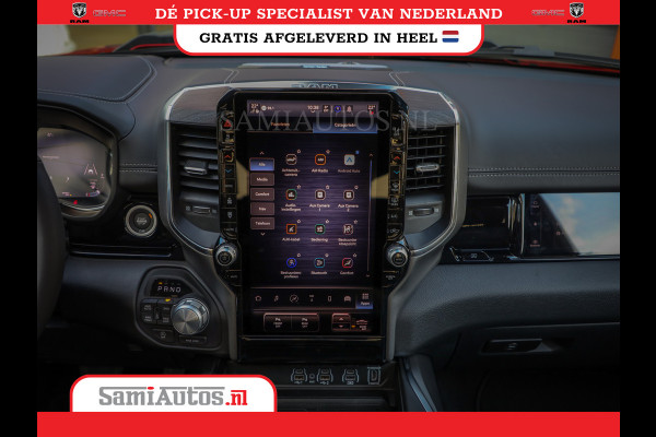 Dodge Ram PREMIUM 420PK 636 Nm | BOM VOL | HEAD UP + 14.4 INCH SCHERM + LUCHTVERING | PRIJS MET LPG EN COVER EN GARANTIE | DUBBELE CABINE | PICK UP | 5 PERSOONS | DC | GRIJSKENTEKEN | PR4 FLAME RED | VOORRAAD NR 2226 - 4993