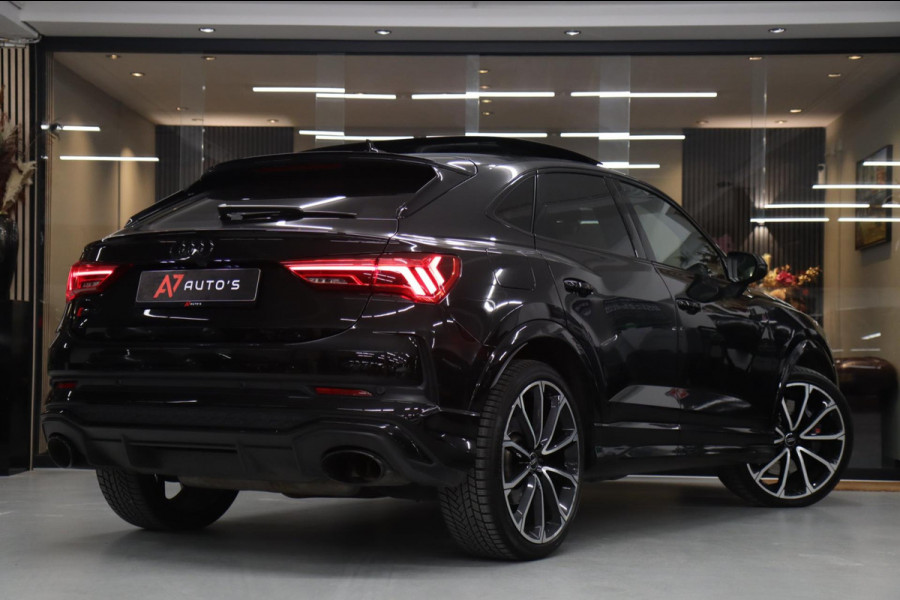 Audi RSQ3 Sportback TFSI RS Pano/Sonos/Camera/Carplay/RSStoelen/BOMVOL
