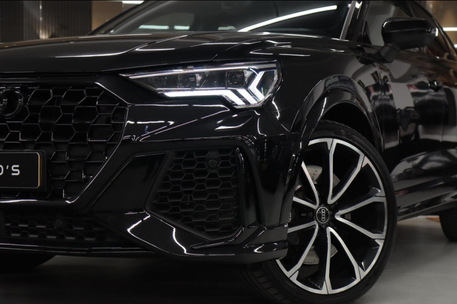 Audi RSQ3 Sportback TFSI RS Pano/Sonos/Camera/Carplay/RSStoelen/BOMVOL
