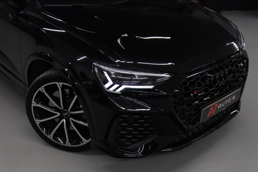 Audi RSQ3 Sportback TFSI RS Pano/Sonos/Camera/Carplay/RSStoelen/BOMVOL