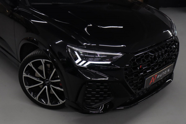 Audi RSQ3 Sportback TFSI RS Pano/Sonos/Camera/Carplay/RSStoelen/BOMVOL