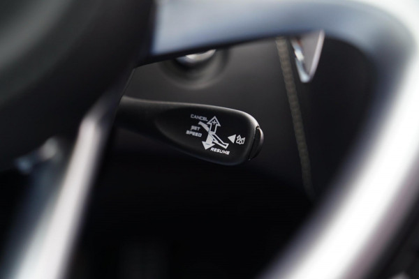 McLaren GT 4.0 V8 | Lift | Panorama | Vleugeldeur | Bowers&Wilkins | Dealer Onderhouden | Keramisch | Launch | SoftClose | 620PK