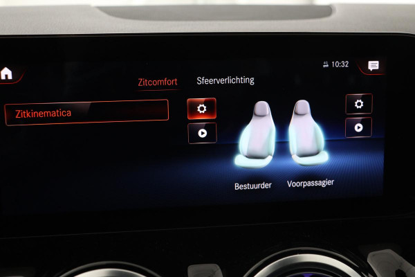 Mercedes-Benz GLA 250e Business Solution Luxury Limited | Panoramadak | Adaptive cruise | Trekhaak | Leder | Stoelverwarming | Matrix LED | Memory | Camera | Navigatie | Park Assist | Sfeerverlichting