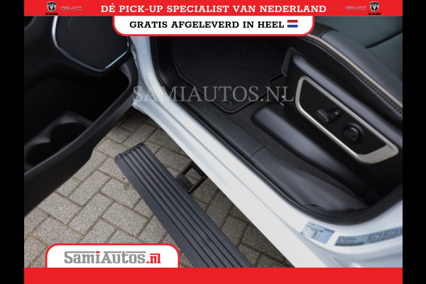 Dodge Ram 1500 LARAMIE NIGHT | NIEUW! BMP VRIJ | PANORAMA | LPG | HUD | VIRTUAL | LUCHTVERING | 360CAM | DODE HOEK | 5.7 V8 HEMI 402PK 4x4 | CREWCAB 5 PERSOONS | GRIJSKENTEKEN | VOORRAAD NR 2147 - 4802