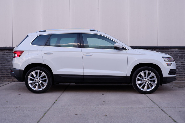 Škoda Karoq 1.5 TSI ACT Style Business | Elek. Trekhaak | LED | Navi | Carplay | Camera