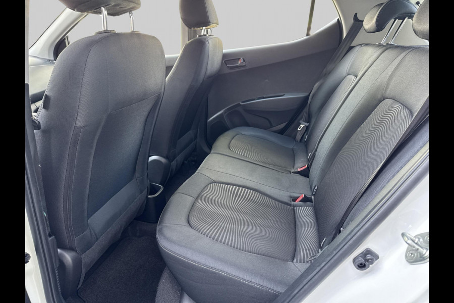 Hyundai i10 1.0i Comfort Navigatie en L.M. Velgen