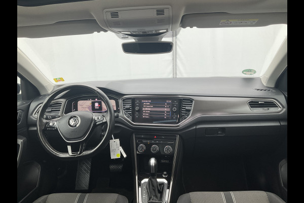 Volkswagen T-Roc 1.5 TSI Style Automaat Pano.dak Adap.Cruise Trekhaak Digitaal Vol Opties!