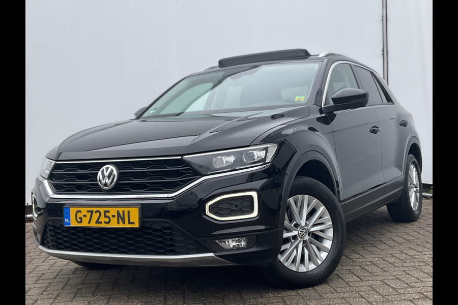 Volkswagen T-Roc 1.5 TSI Style Automaat Pano.dak Adap.Cruise Trekhaak Digitaal Vol Opties!