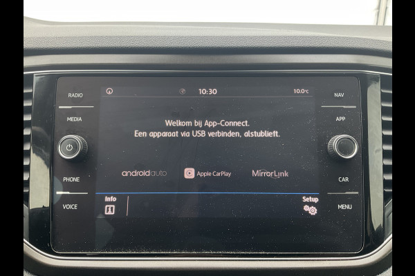 Volkswagen T-Roc 1.5 TSI Style Automaat Pano.dak Adap.Cruise Trekhaak Digitaal Vol Opties!