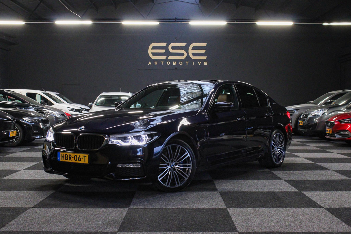 BMW 5 Serie 530e iPerformance M-sport | Schuif/kantel | 360