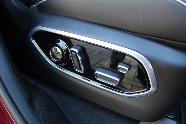 Jeep Grand Cherokee 2.0 Summit Reserve 4xe | Trekhaak | Luchtvering | Massage | Panoramadak | Leder | Full Options