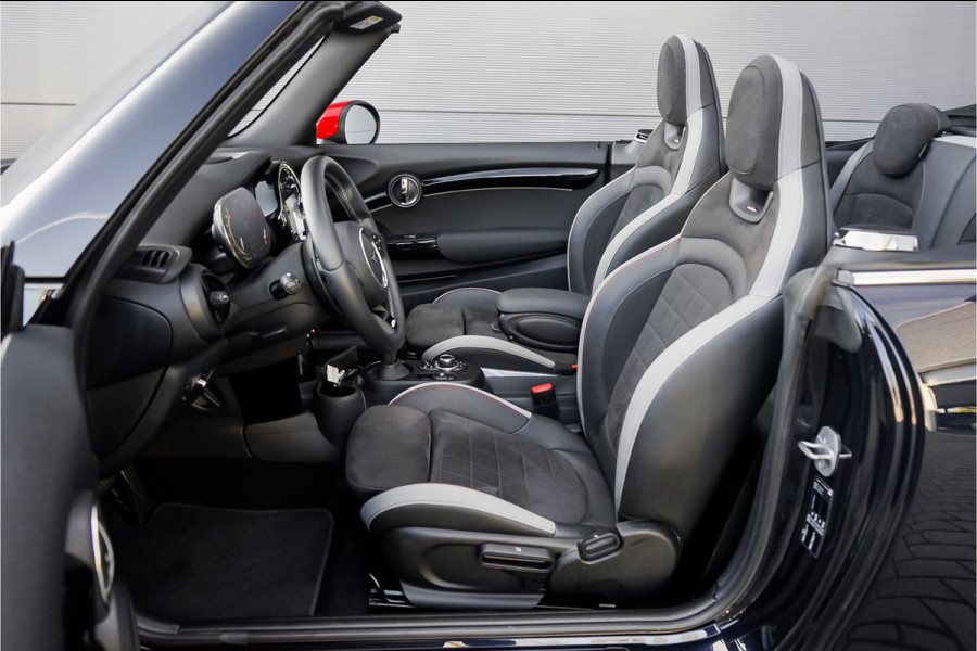 MINI Cabrio 2.0 John Cooper Works CarPlay ACC Adaptief Onderstel