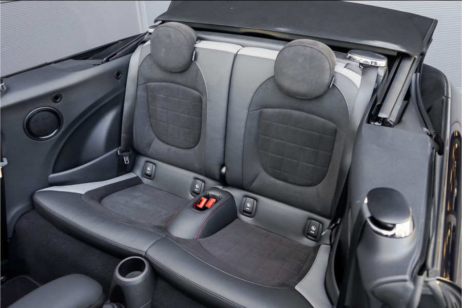MINI Cabrio 2.0 John Cooper Works CarPlay ACC Adaptief Onderstel