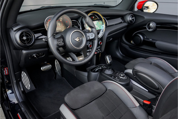 MINI Cabrio 2.0 John Cooper Works CarPlay ACC Adaptief Onderstel