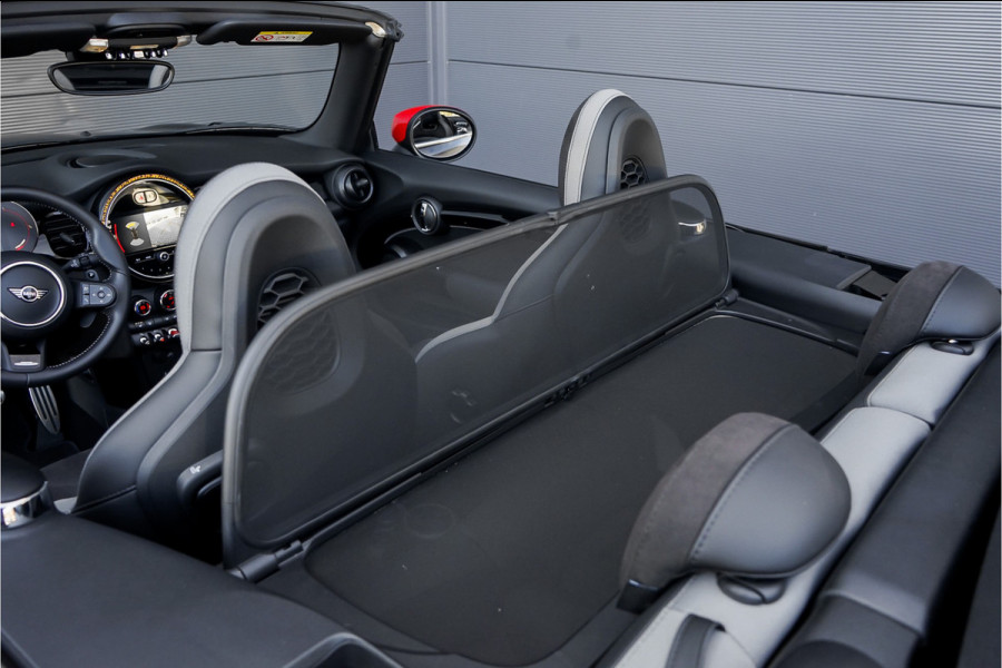 MINI Cabrio 2.0 John Cooper Works CarPlay ACC Adaptief Onderstel