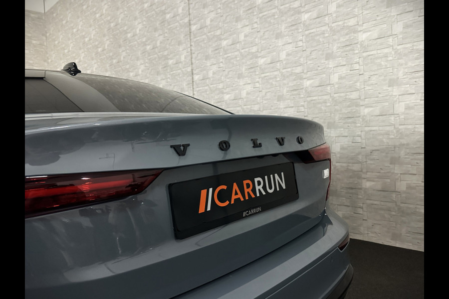 Volvo S60 350pk T6 AWD Long Range! | Plus Dark | Sportstoelen | Pilot-Assist | ACC | Memory | Leder | Trekhaak | Keyless-Entry | Thunder-Grey | Stoelverwarming V+A | Stuurverwarming | Full-LED | Carplay | Origineel NL | 19'' | Getint Glas |
