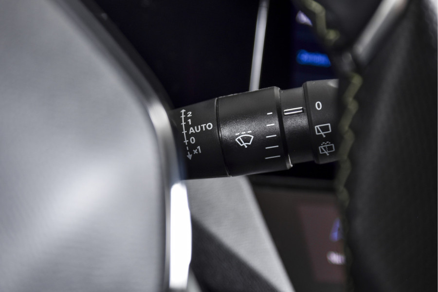 Peugeot 308 1.2 PureTech 130 PK GT - Automaat | Dig. Cockpit | Adapt. Cruise | Stoel+-Stuurverw. | PDC | Camera | NAV + App. Connect | ECC | LM 17" | 2519