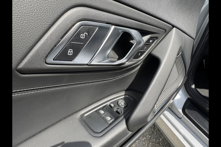 BMW Z4 Roadster sDrive30i M Sport, adaptieve Cruise Control, Electr Stoel met 2x geheugen, Harman/Kardon, verwarmd stuur. NAP . Een proefrit levert het bewijs. Neem contact op en we maken een afspraak!