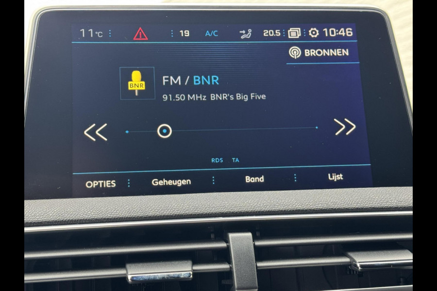 Peugeot 3008 1.2 PureTech GT Line Cruise control Climate control Apple / Android Achteruitrijcamera Dodehoekdetectie