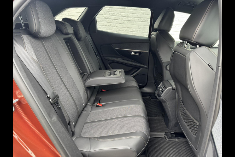 Peugeot 3008 1.2 PureTech GT Line Cruise control Climate control Apple / Android Achteruitrijcamera Dodehoekdetectie