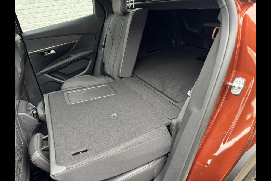 Peugeot 3008 1.2 PureTech GT Line Cruise control Climate control Apple / Android Achteruitrijcamera Dodehoekdetectie