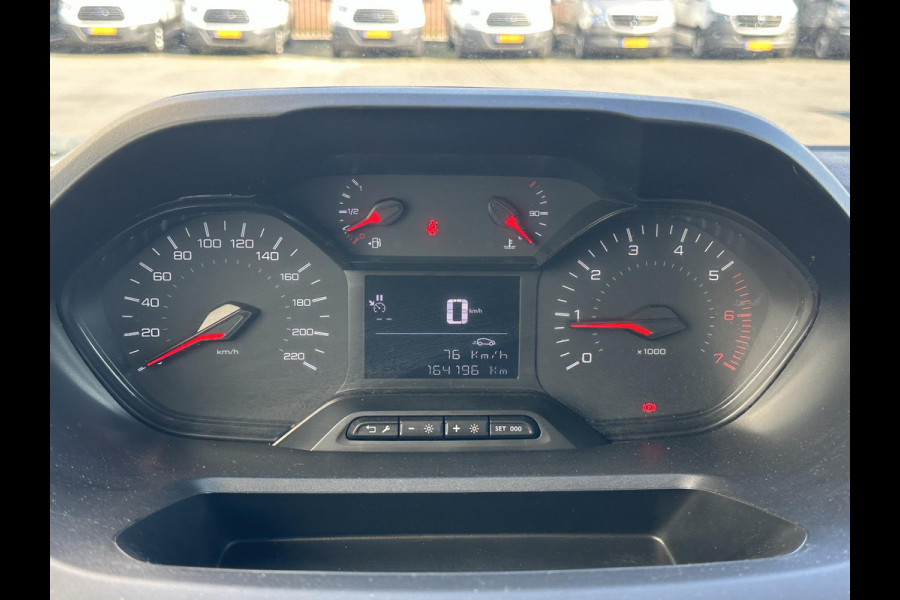 Peugeot Partner 1.5 BlueHDI Premium*A/C*NAVI*CRUISE*TEL*CARPLAY*