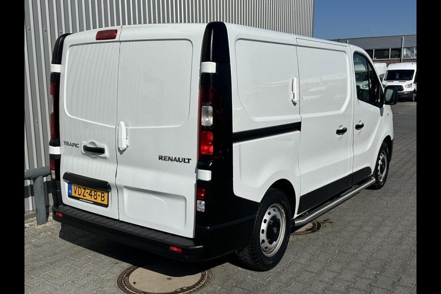 Renault Trafic 1.6 dCi 95 T29 L1H1*INRICHTING*A/C*NAVI*CRUISE*TEL