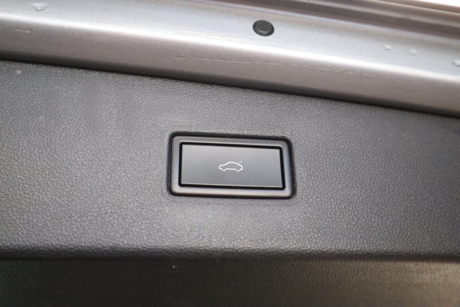 Volkswagen Tiguan Allspace 1.5 TSI Highline Business R 7-Persoons Panoramadak Navigatie Camera CruiseControl