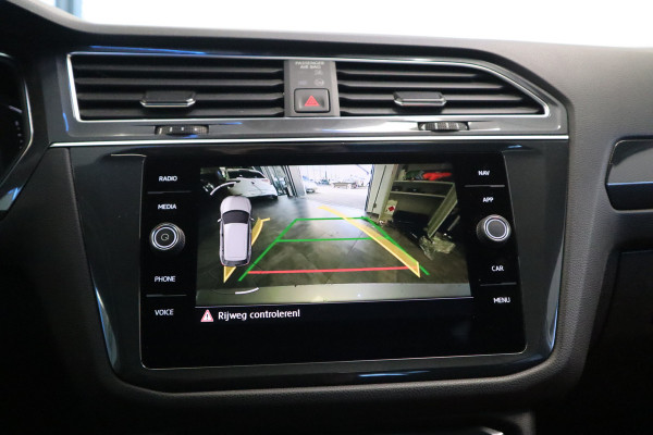 Volkswagen Tiguan Allspace 1.5 TSI Highline Business R 7-Persoons Panoramadak Navigatie Camera CruiseControl