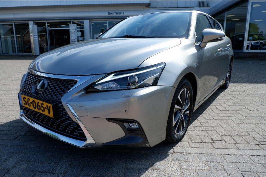 Lexus CT 200h Business Line Hybride Rijklaarprijs/12MND Bovag garantie!
