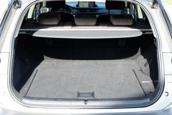 Lexus CT 200h Business Line Hybride Rijklaarprijs/12MND Bovag garantie!