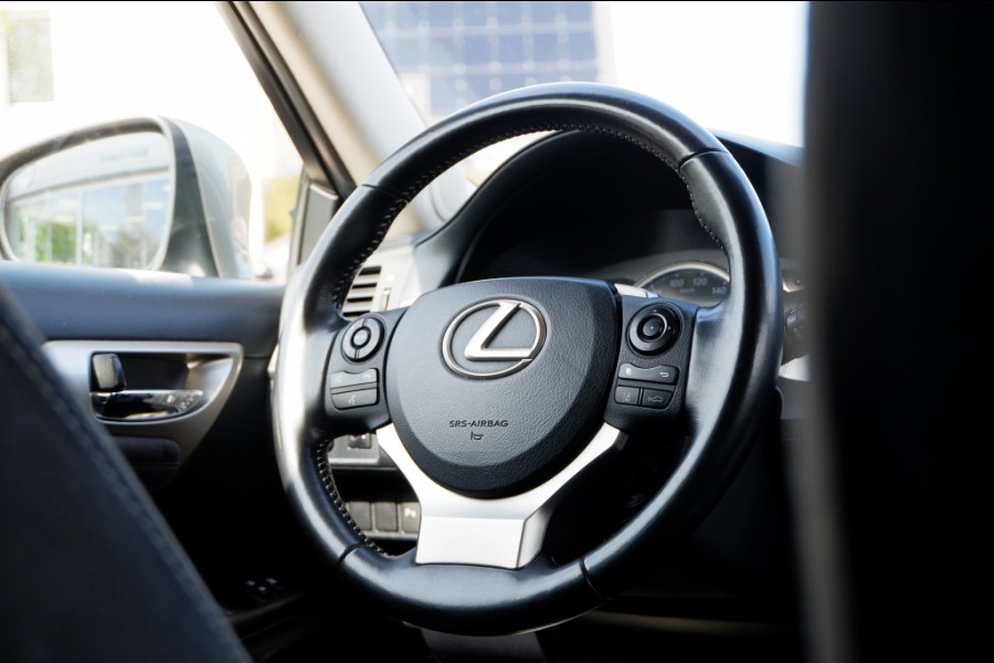 Lexus CT 200h Business Line Hybride Rijklaarprijs/12MND Bovag garantie!
