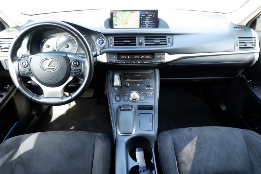 Lexus CT 200h Business Line Hybride Rijklaarprijs/12MND Bovag garantie!