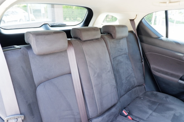 Lexus CT 200h Business Line Hybride Rijklaarprijs/12MND Bovag garantie!