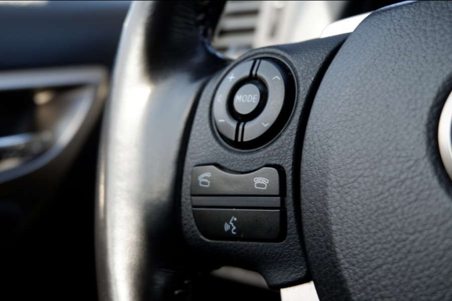 Lexus CT 200h Business Line Hybride Rijklaarprijs/12MND Bovag garantie!
