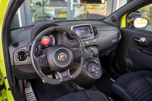 Abarth 595 1.4 T-Jet Competizione / Akrapovic / Panorama / Carplay / Brembo
