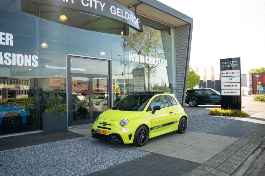 Abarth 595 1.4 T-Jet Competizione / Akrapovic / Panorama / Carplay / Brembo