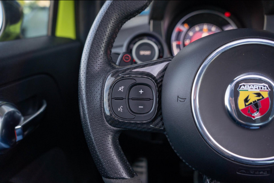 Abarth 595 1.4 T-Jet Competizione / Akrapovic / Panorama / Carplay / Brembo