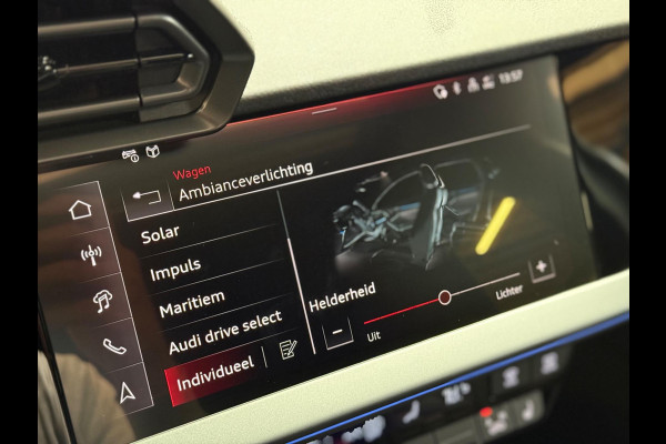 Audi RS3 Sportback 2.5 TFSI RS 3 quattro | Facelift | Pano | SONOS | Keyless | HUD | ACC | RS-Zetels