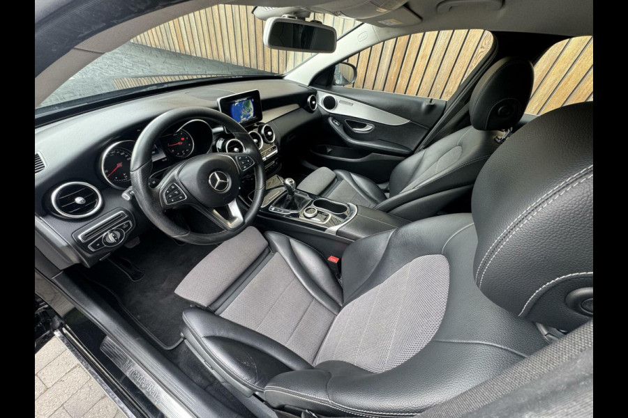 Mercedes-Benz C-Klasse Estate 180 CDI Business Solution Navigatiesysteem | Climate control | Cruise control | Stoelverwarming | Trekhaak | Elektrisch b