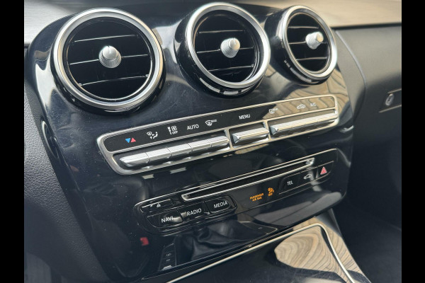 Mercedes-Benz C-Klasse Estate 180 CDI Business Solution Navigatiesysteem | Climate control | Cruise control | Stoelverwarming | Trekhaak | Elektrisch b